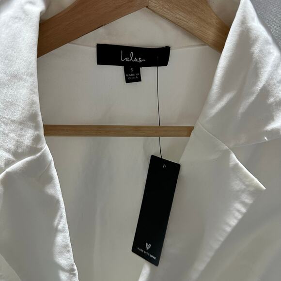 Lulu's Ivory Collard Long Sleeve Surplice Bodysuit- Women's Size Small - Picture 4 of 5